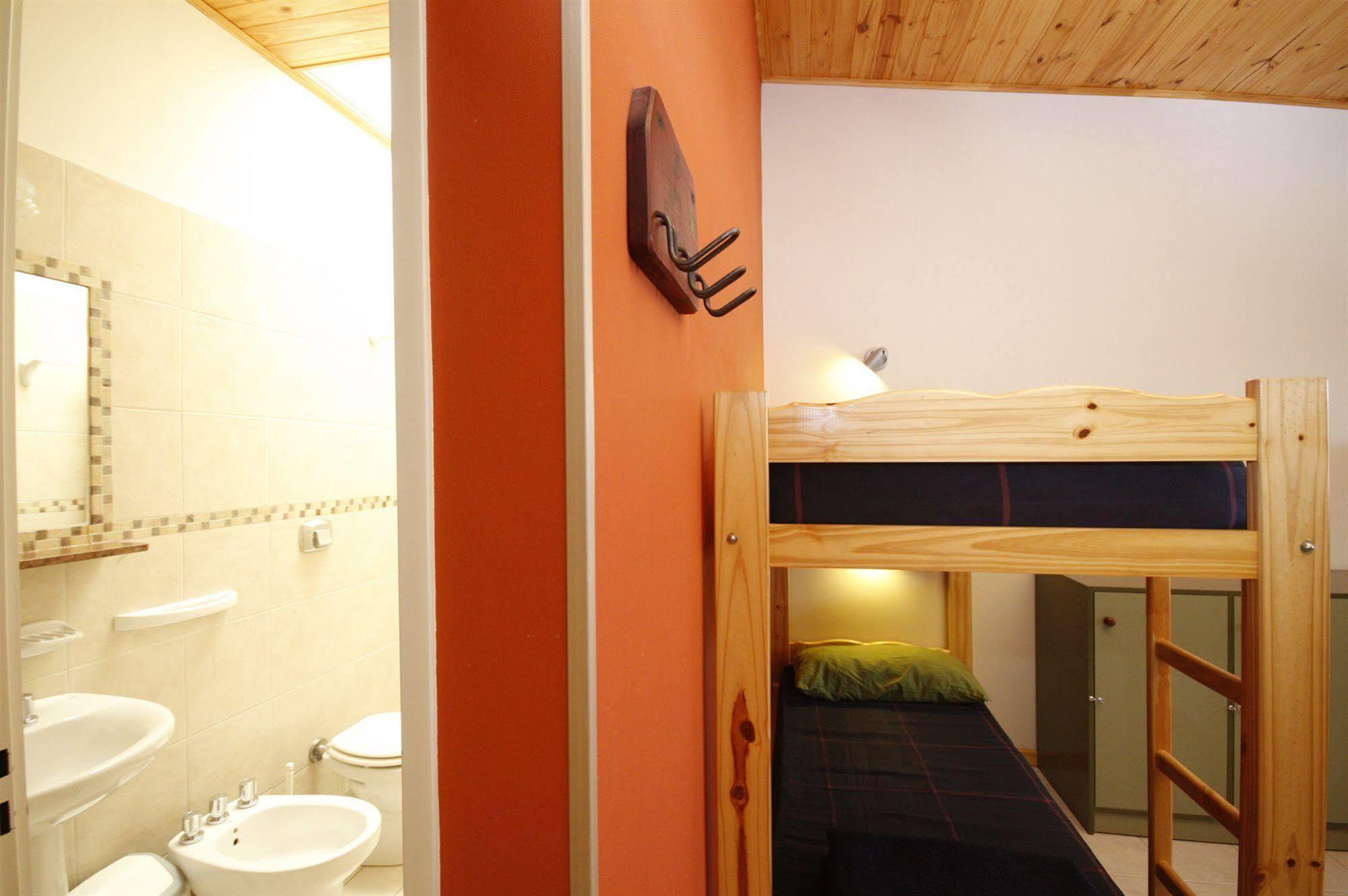 El Gualicho Hostel Puerto Madryn Bagian luar foto